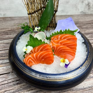 Salmon (Sashimi)