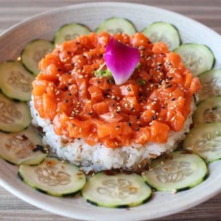 Spicy Salmon Don